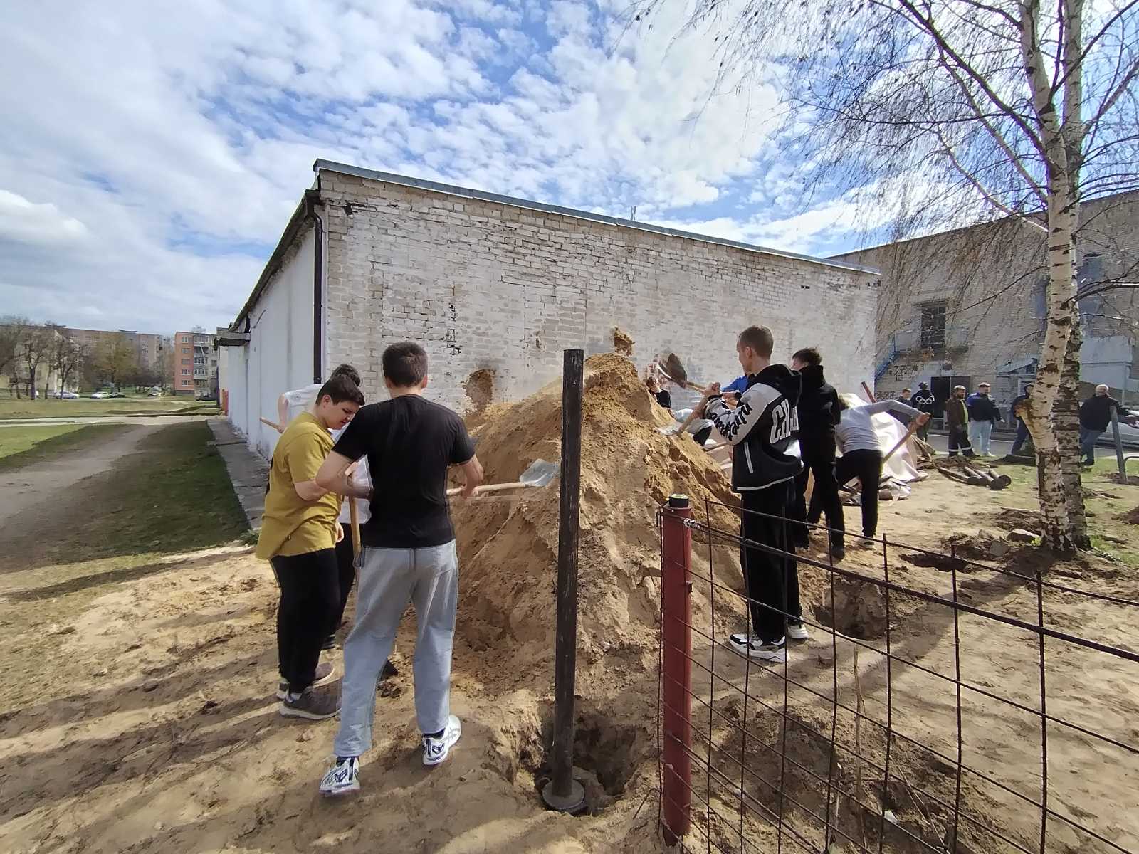 Уборка + благоустройство = красота вокруг!