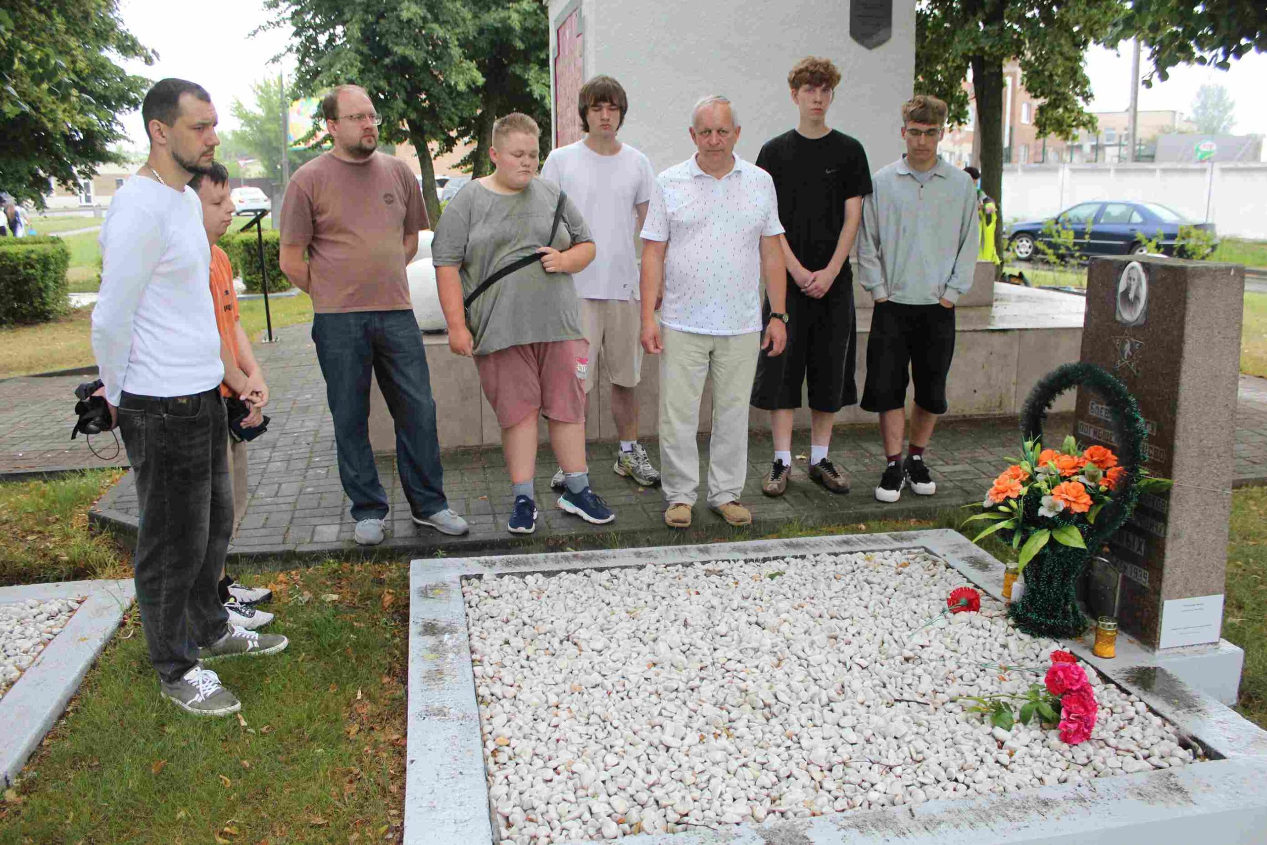 В память о подвигах героев